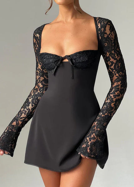 Saneva | Elegantes Minikleid aus Spitze