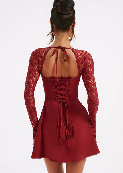 Saneva | Elegantes Minikleid aus Spitze