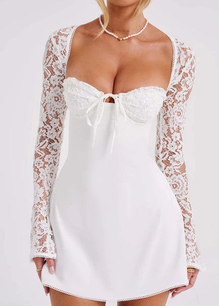 Saneva | Elegantes Minikleid aus Spitze